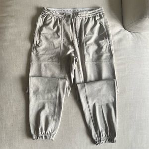 Lululemon Joggers Barry’s Edition Sz. M